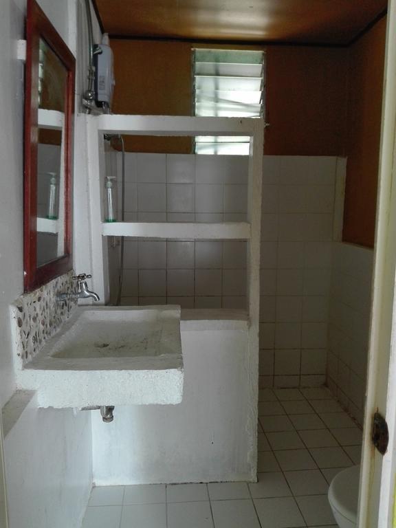 Surfers Home Boracay Balabag  Екстер'єр фото
